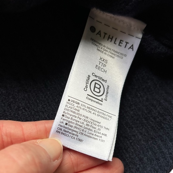 Athleta Layover V Neck Sweater Navy Women’s XXS Super Soft Wool Blend - Picture 5 of 5